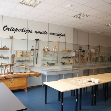 Ortopedijos amato muziejaus baldai